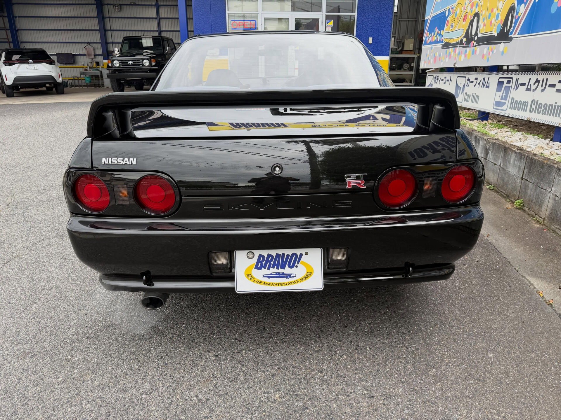 R32 GTR ボディ磨き　コーティング　ガラス面磨き撥水加