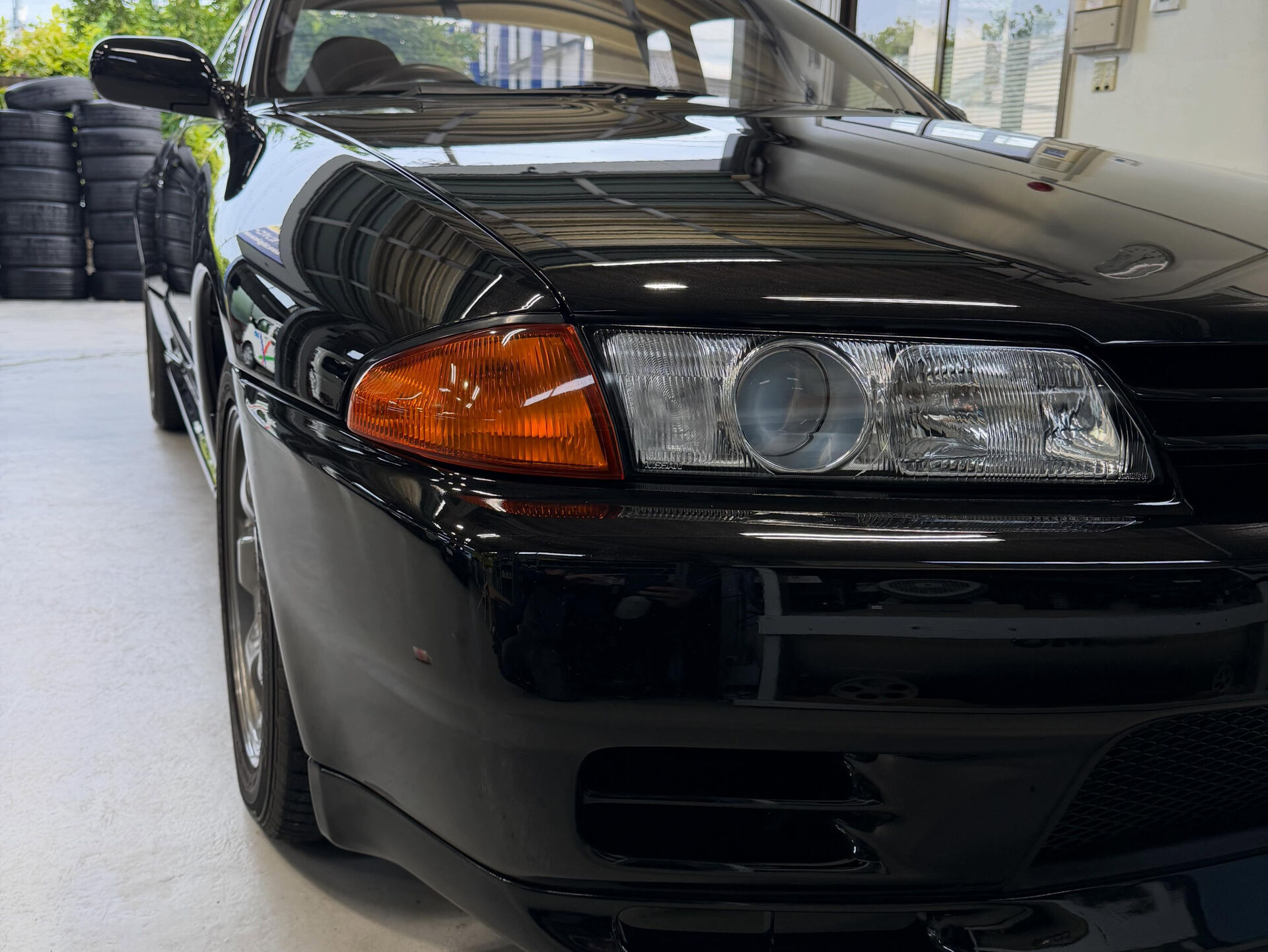 R32 GTR ボディ磨き　コーティング　ガラス面磨き撥水加