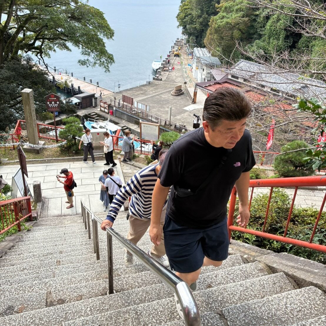 【週末旅】おじさんサークルで琵琶湖に浮かぶ聖地、竹生島（ちく