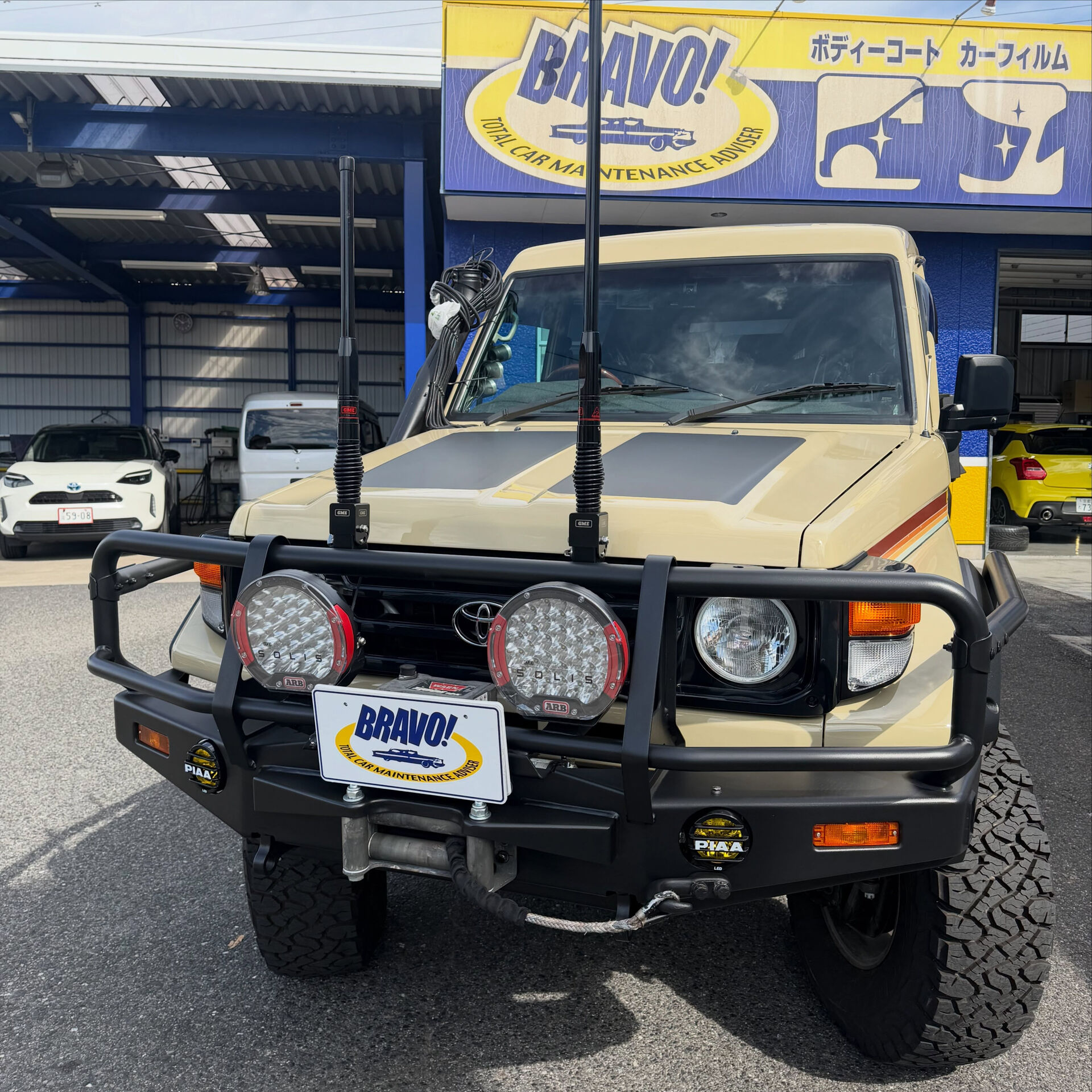 ランドクルーザー70シリーズ・トゥループキャリア